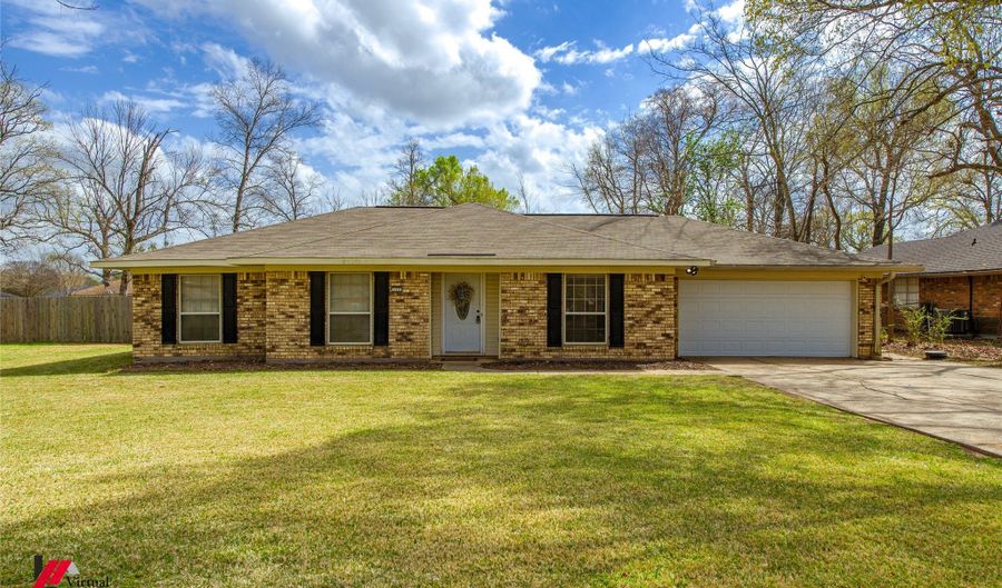113 Park Blvd, Benton, LA 71006 - 3 Beds, 2 Bath