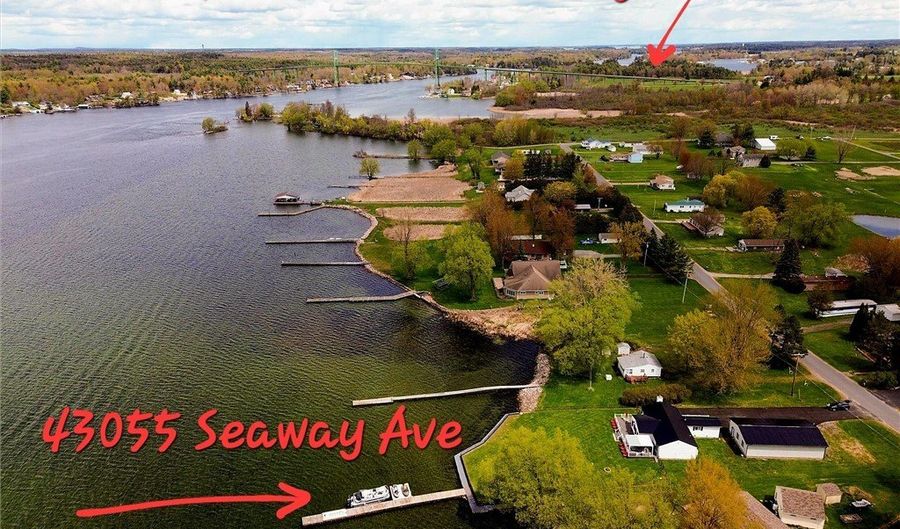 43055 Seaway Ave, Alexandria Bay, NY 13607 - 2 Beds, 3 Bath