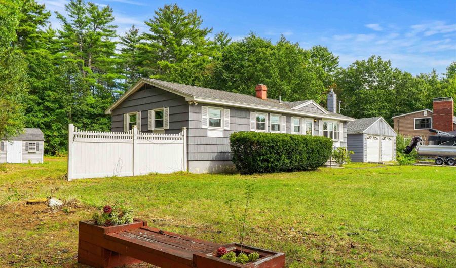 9 Pine Acres Rd, Allenstown, NH 03275 - 4 Beds, 2 Bath