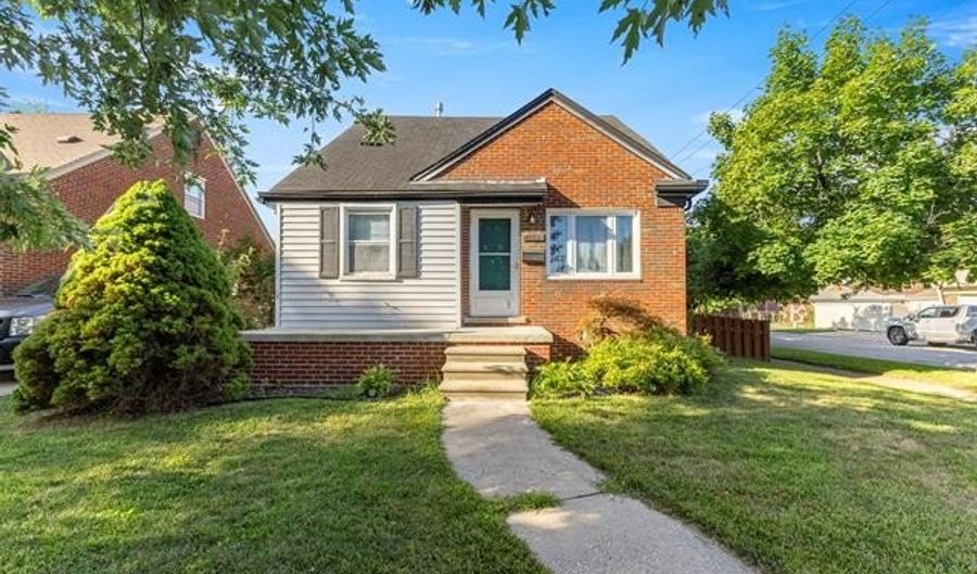 15683 Keppen Ave, Allen Park, MI 48101 - 4 Beds, 3 Bath