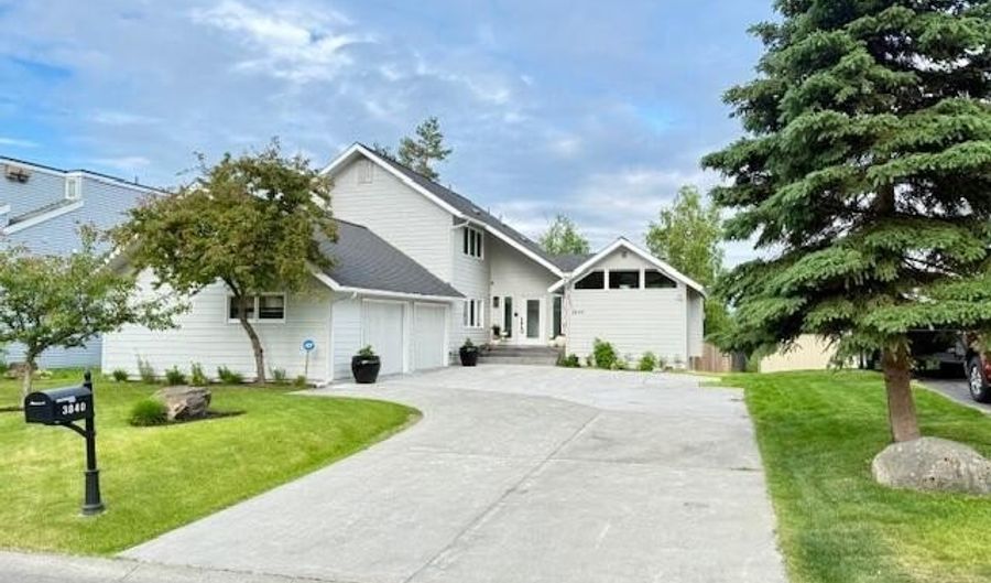 3840 Delwood Pl, Anchorage, AK 99504 - 4 Beds, 4 Bath