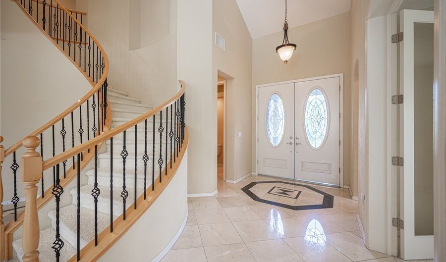 2885 Barrow Downs St, Las Vegas, NV 89135 - 5 Beds, 5 Bath