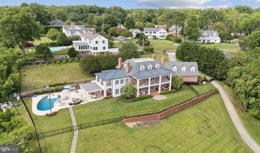 1932 CARROLLTON Rd, Annapolis, MD 21409 - 8 Beds, 9 Bath