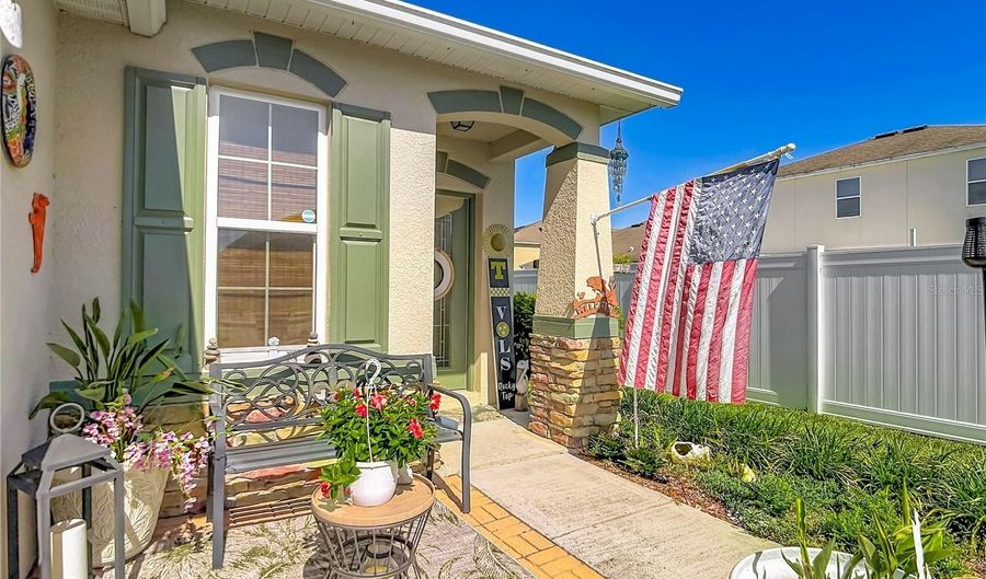 5739 DORNICH Dr, Auburndale, FL 33823 - 3 Beds, 2 Bath