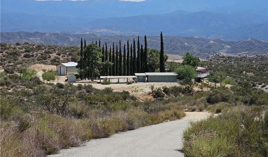 42950 Sage Rd, Aguanga, CA 92536 - 2 Beds, 2 Bath