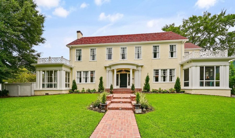 717 Camelia Ave, Baton Rouge, LA 70806 - 5 Beds, 4 Bath