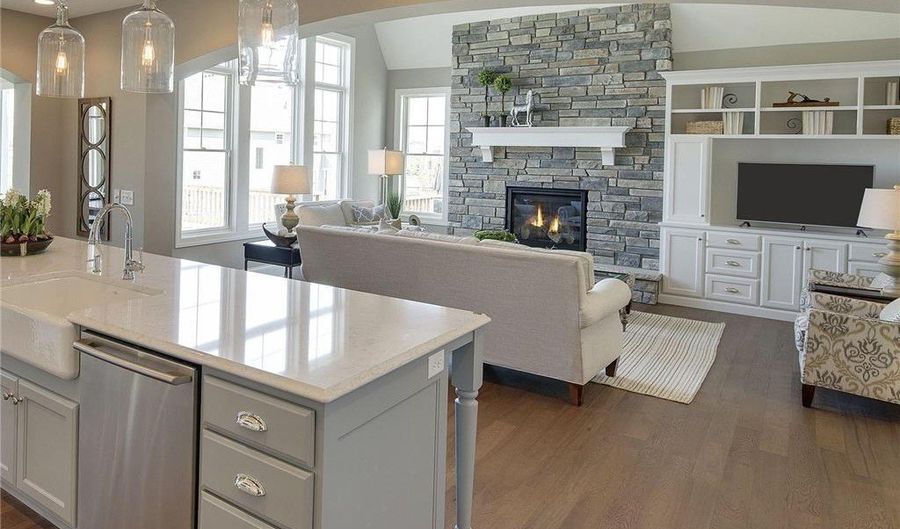 13169 Diamond Path, Apple Valley, MN 55124 - 4 Beds, 3 Bath