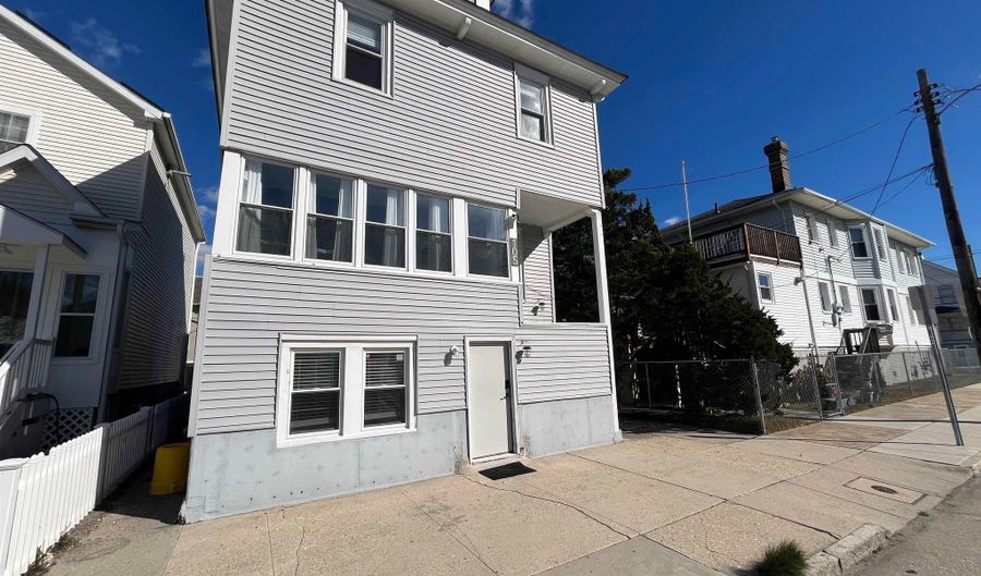 105 N Windsor Ave, Atlantic City, NJ 08401 - 7 Beds, 3 Bath
