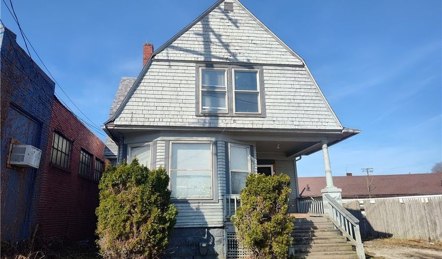 4727 Elm Ave, Ashtabula, OH 44004 - 4 Beds, 2 Bath