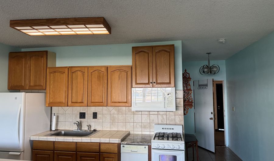 355 ORCHID Mnr 320, Hilo, HI 96720 - 0 Beds, 1 Bath