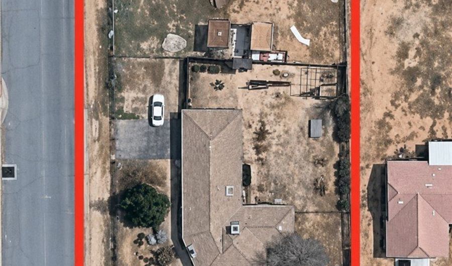 13285 Mesquite Rd, Apple Valley, CA 92308 - 3 Beds, 3 Bath