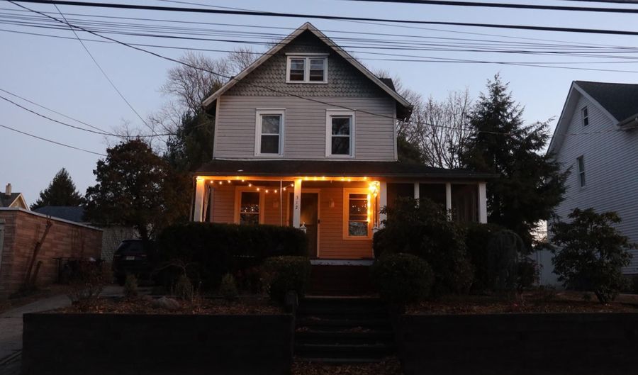 312 W PINE St, Audubon, NJ 08106 - 4 Beds, 3 Bath