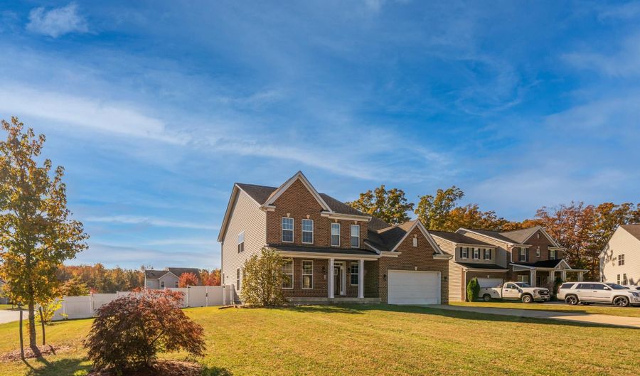 800 NAEVE Ct, Accokeek, MD 20607 - 6 Beds, 4 Bath