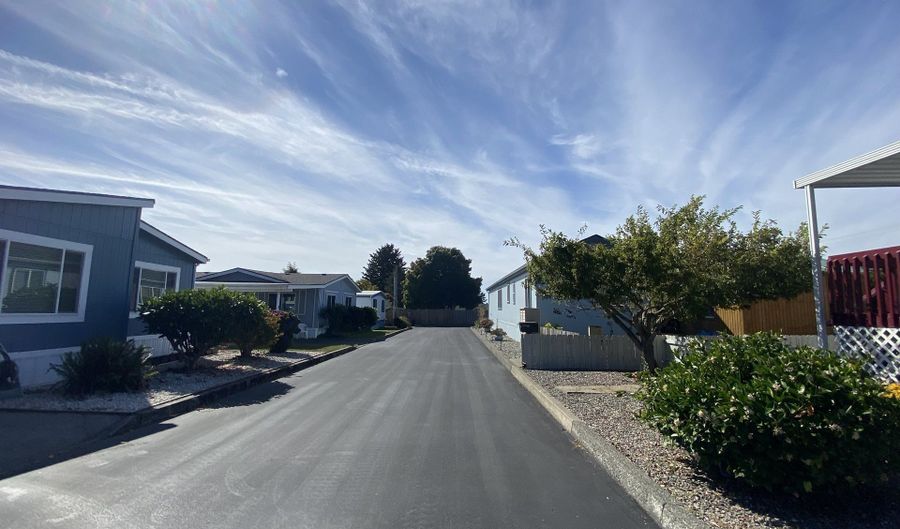 98042 W BENHAM Ln 15, Brookings, OR 97415 - 3 Beds, 2 Bath