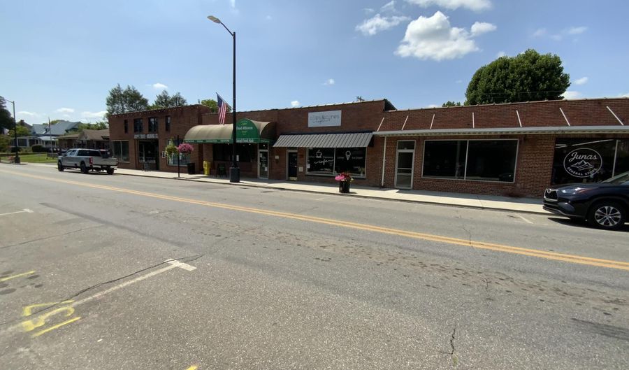 915 Main St, Andrews, NC 28901 - 0 Beds, 0 Bath