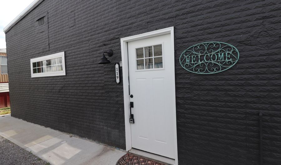 119 Main St, Augusta, KY 41002 - 1 Beds, 2 Bath