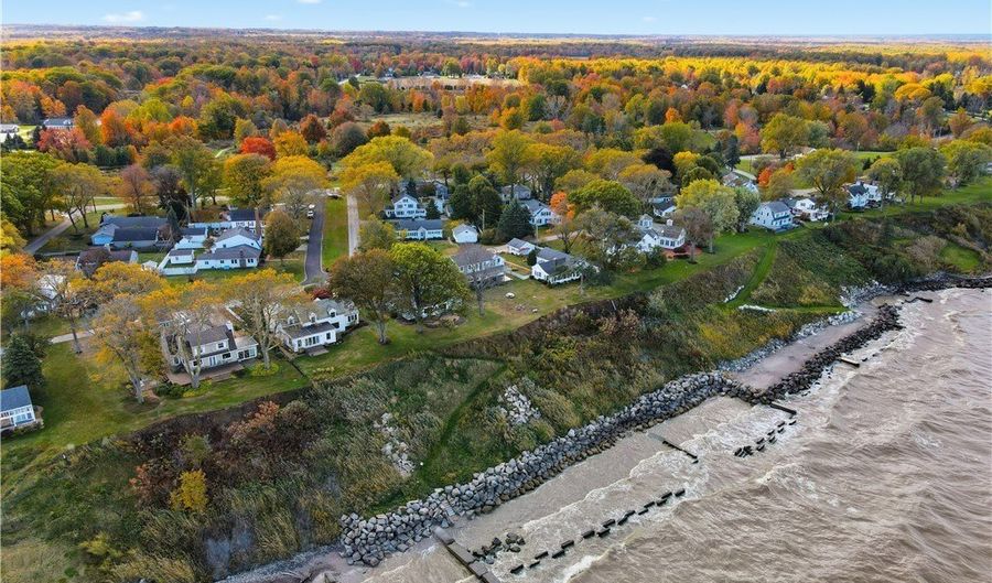 4441 Lake Rd W, Ashtabula, OH 44004 - 3 Beds, 3 Bath