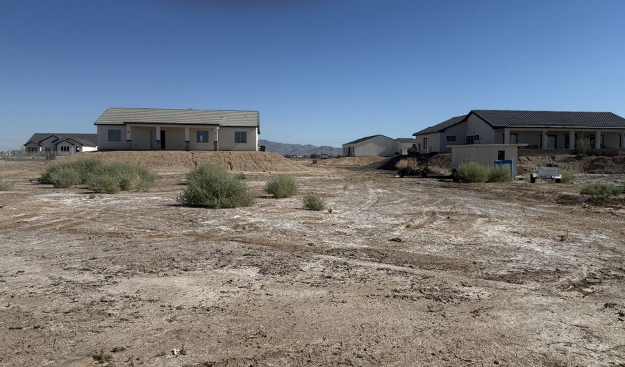 23537 W Estates Way, Buckeye, AZ 85326 - 4 Beds, 3 Bath