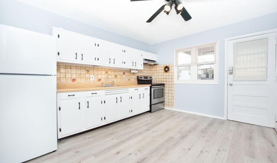 185 Cherry Hill Dr 1A, Bridgeport, CT 06606 - 2 Beds, 1 Bath