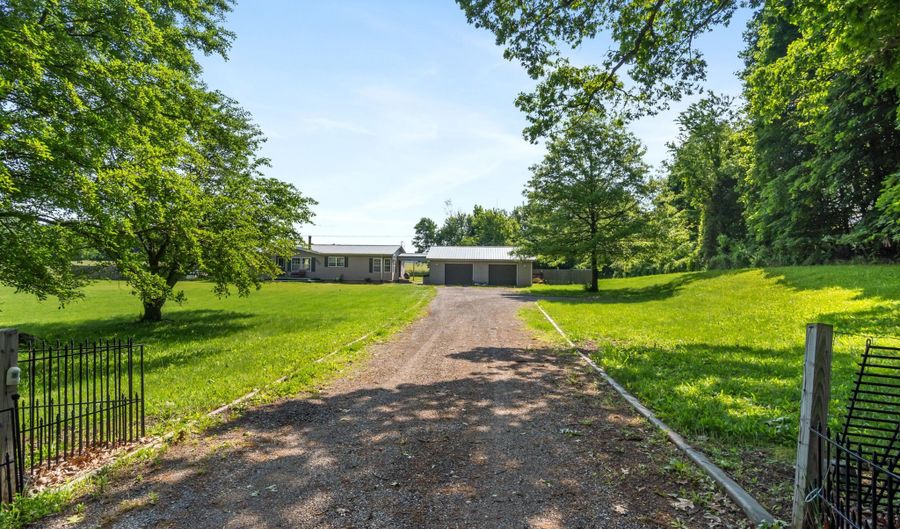 100 Finley Rd, Albion, MI 49224 - 3 Beds, 2 Bath