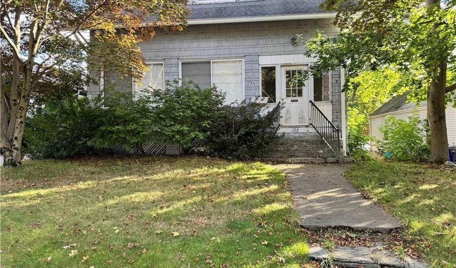 134 Olney Ave, North Providence, RI 02911 - 2 Beds, 2 Bath