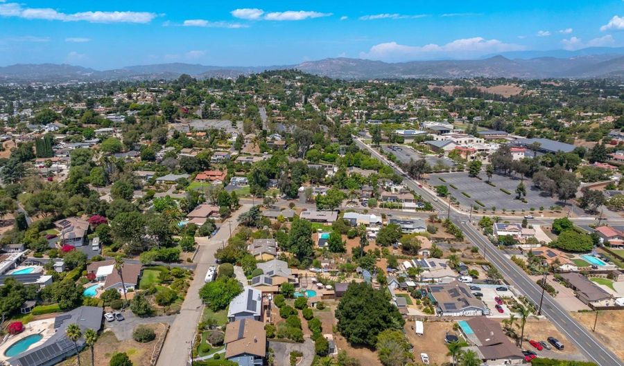1958 Lejos Dr, Escondido, CA 92025 - 3 Beds, 3 Bath