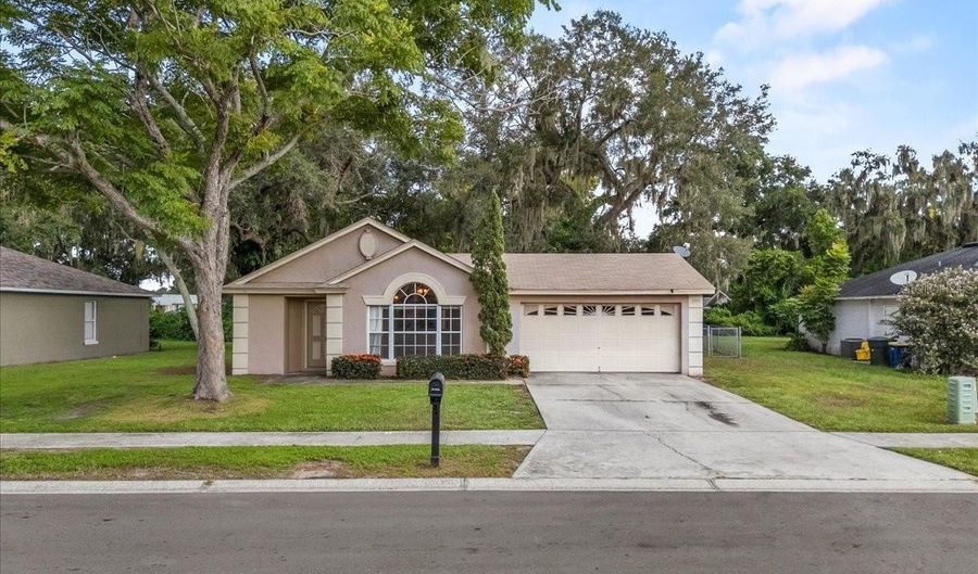 990 FORREST Dr, Bartow, FL 33830 - 3 Beds, 2 Bath