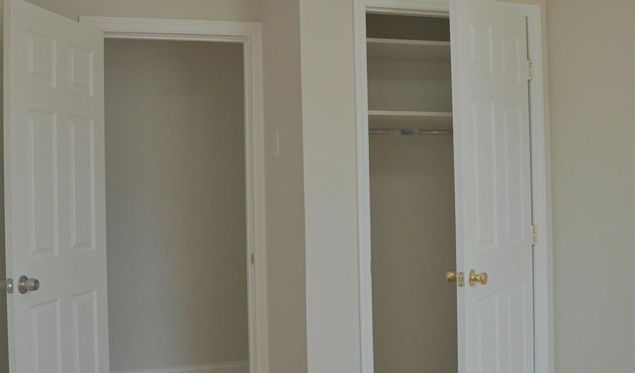 363 AVENUE A 2, Bayonne, NJ 07002 - 3 Beds, 1 Bath