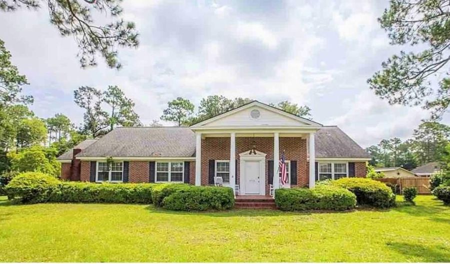 1101 Tallahassee Rd, Bainbridge, GA 39819 - 5 Beds, 3 Bath