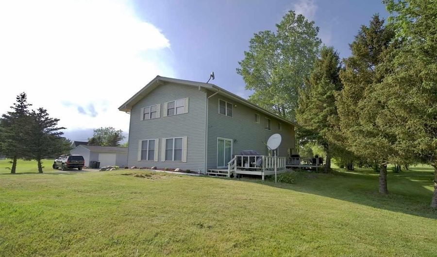 22363 32 Mile, Armada, MI 48005 - 2 Beds, 2 Bath
