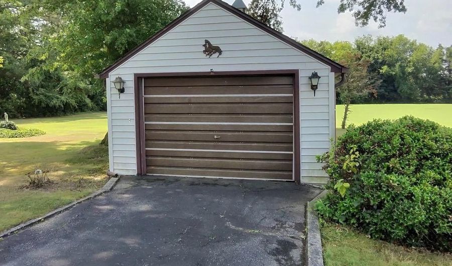 18340 JOHNSON Rd, Lincoln, DE 19960 - 2 Beds, 2 Bath