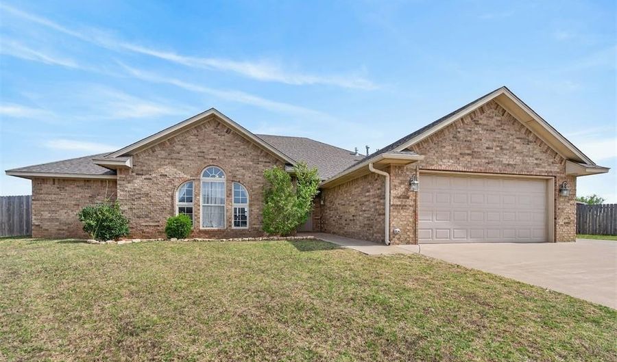 1828 Caribou Cir, Altus, OK 73521 - 4 Beds, 3 Bath