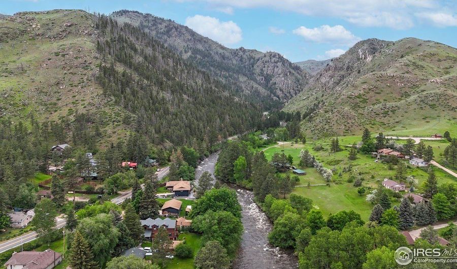 30 Falls Creek Dr, Bellvue, CO 80512 - 2 Beds, 1 Bath