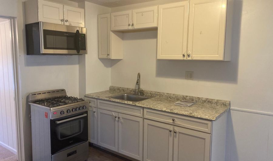 1847 HORACE Avenue Unit 2Nd Fl 2Nd Fl, Abington, PA 19001 - 4 Beds, 1 Bath