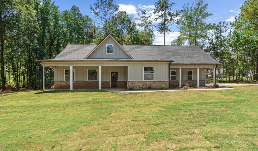 277 Cole Forest Blvd, Barnesville, GA 30204 - 4 Beds, 3 Bath