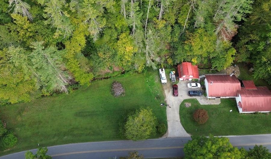 1395 Panther Crk, Almond, NC 28702 - 3 Beds, 3 Bath