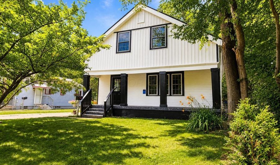 690 Collingwood Ave, Columbus, OH 43213 - 5 Beds, 3 Bath