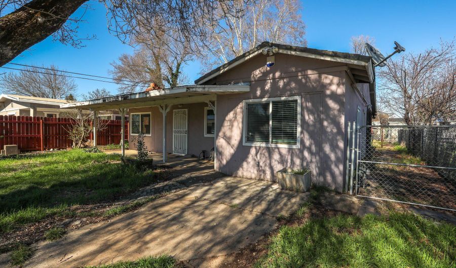 2867 Pinto Ln, Anderson, CA 96007 - 3 Beds, 1 Bath
