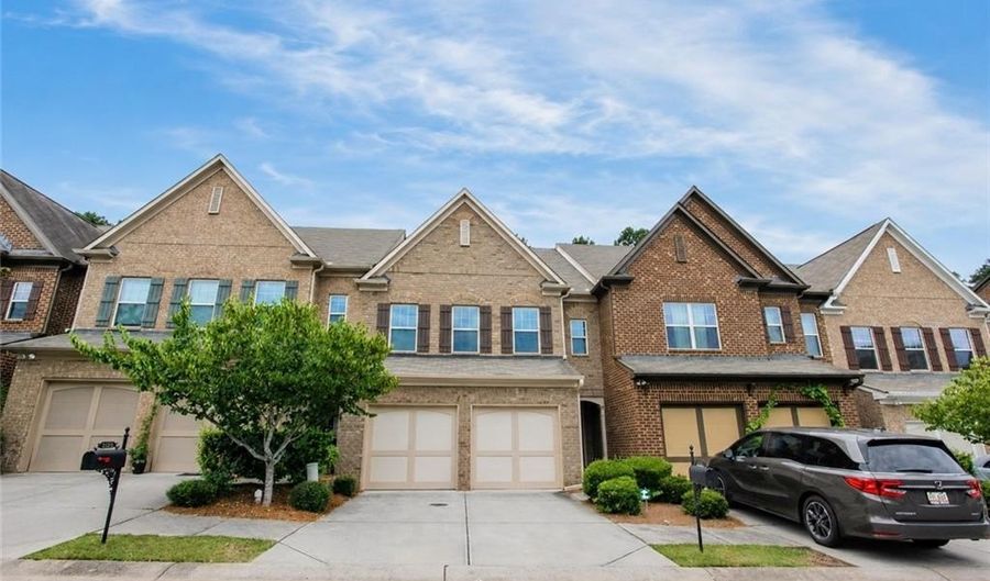 2132 Greencrest Cir, Alpharetta, GA 30004 - 3 Beds, 3 Bath