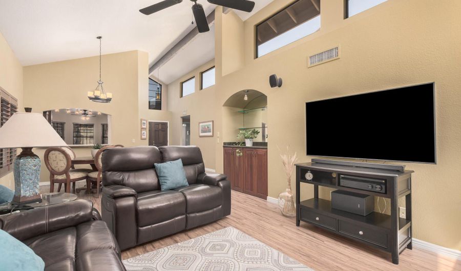 2339 W MISSION Dr, Chandler, AZ 85224 - 2 Beds, 2 Bath