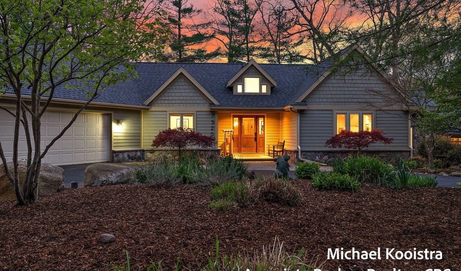 7320 Valhalla Dr SE, Alto, MI 49302 - 4 Beds, 4 Bath