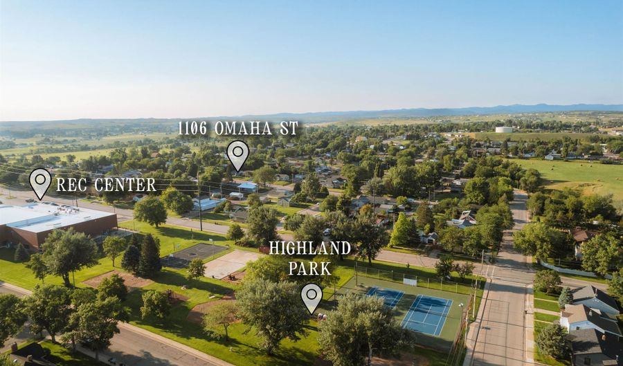 1106 Omaha St, Belle Fourche, SD 57717 - 4 Beds, 2 Bath