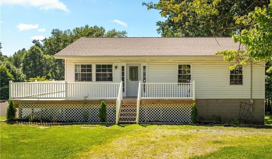 3184 Conlin Dr, Akron, OH 44319 - 3 Beds, 1 Bath