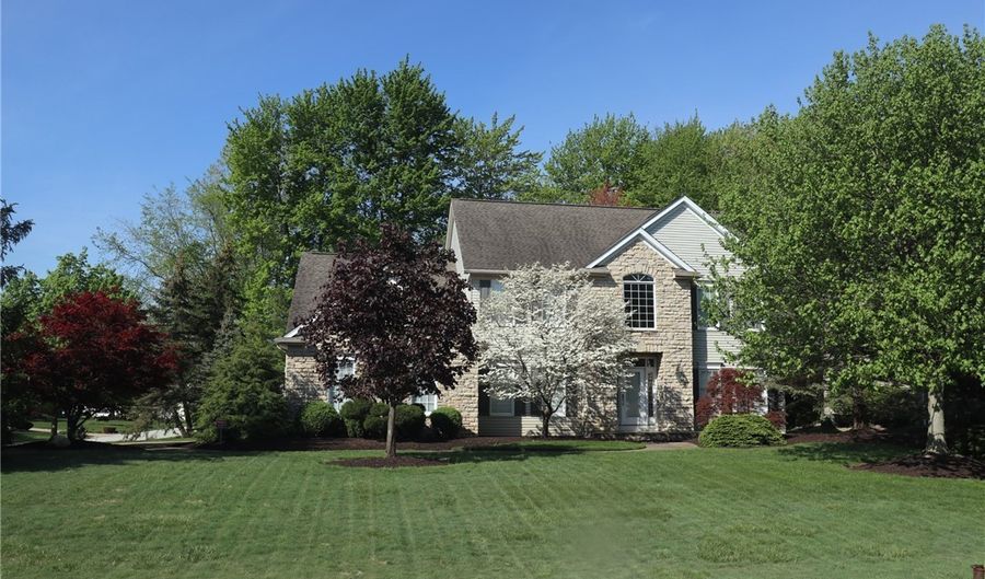 1042 Orchard Ln, Broadview Heights, OH 44147 - 4 Beds, 3 Bath