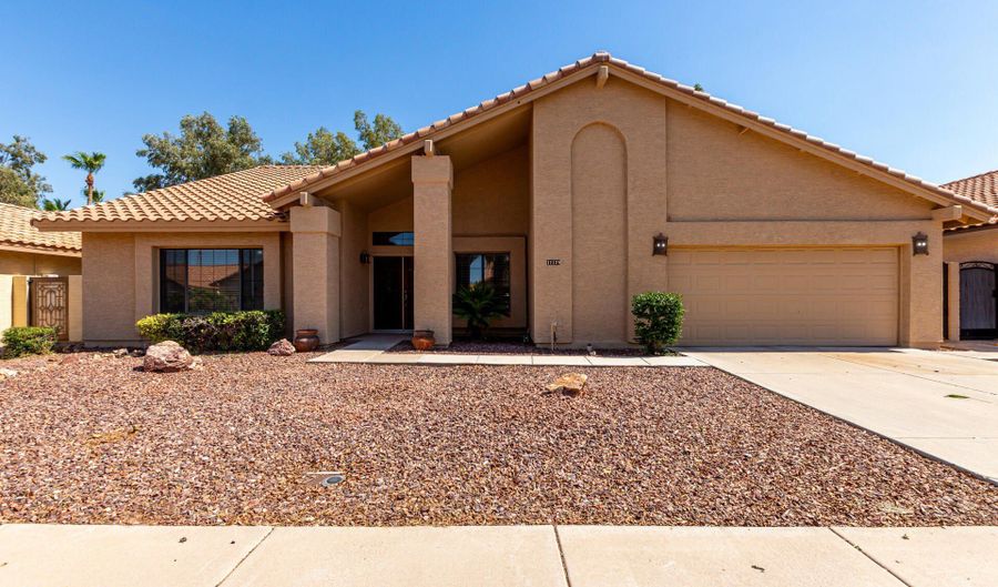 11129 W SIENO Pl, Avondale, AZ 85392 - 3 Beds, 2 Bath