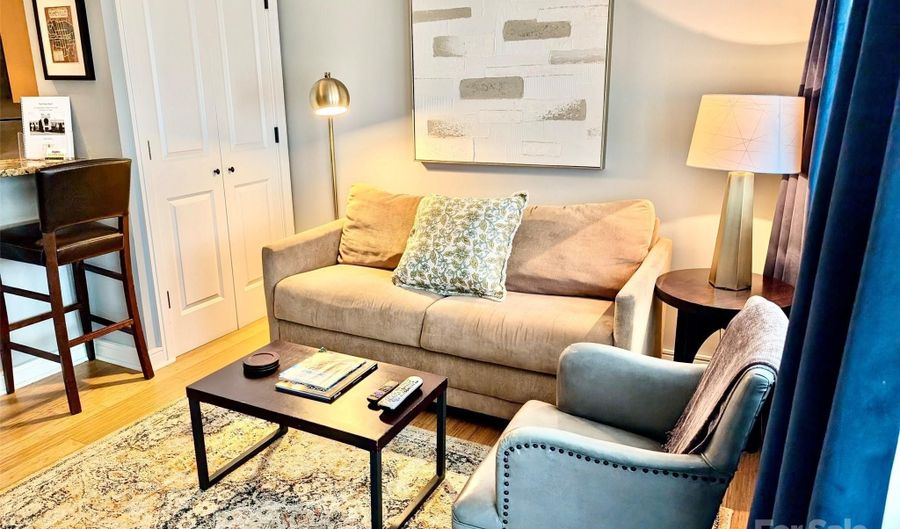 37 Hiawassee St E202, Asheville, NC 28801 - 1 Beds, 1 Bath