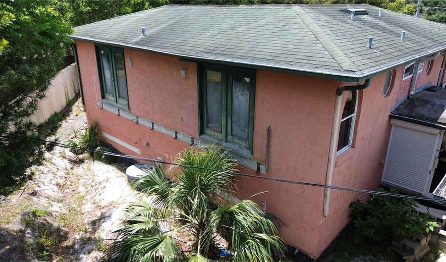 300 BROADVIEW Ave, Altamonte Springs, FL 32701 - 4 Beds, 3 Bath