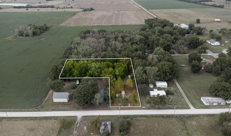 11 W Dade 22, Arcola, MO 65603 - 0 Beds, 0 Bath
