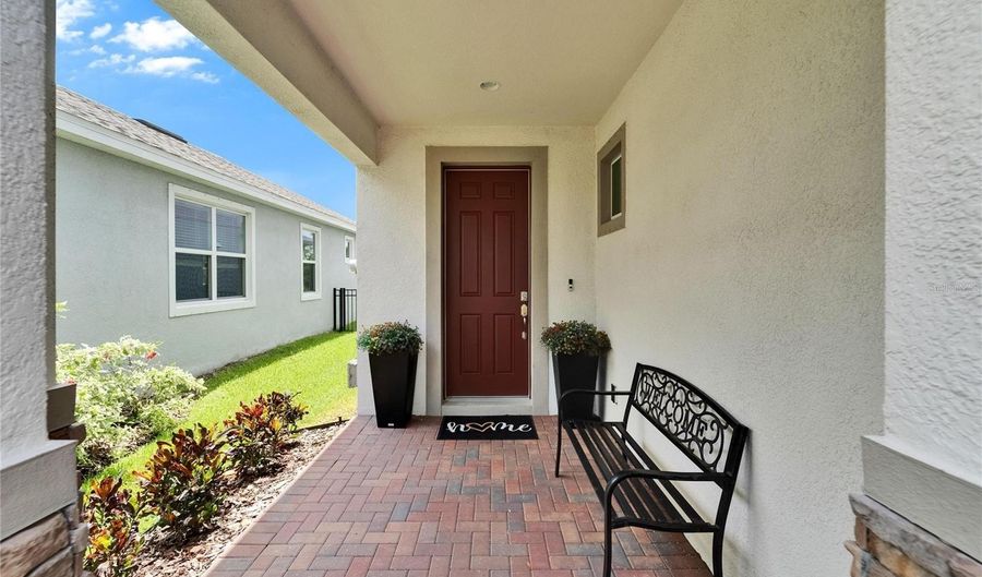 5611 DEL CORONADO Dr, Apollo Beach, FL 33572 - 4 Beds, 3 Bath