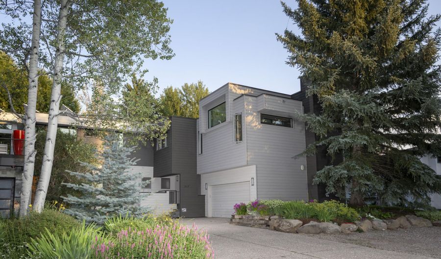1417 Sierra Vista Dr, Aspen, CO 81611 - 6 Beds, 4 Bath